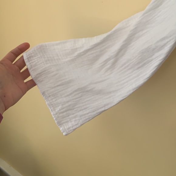 White Gauze Blouse - Picture 3 of 4